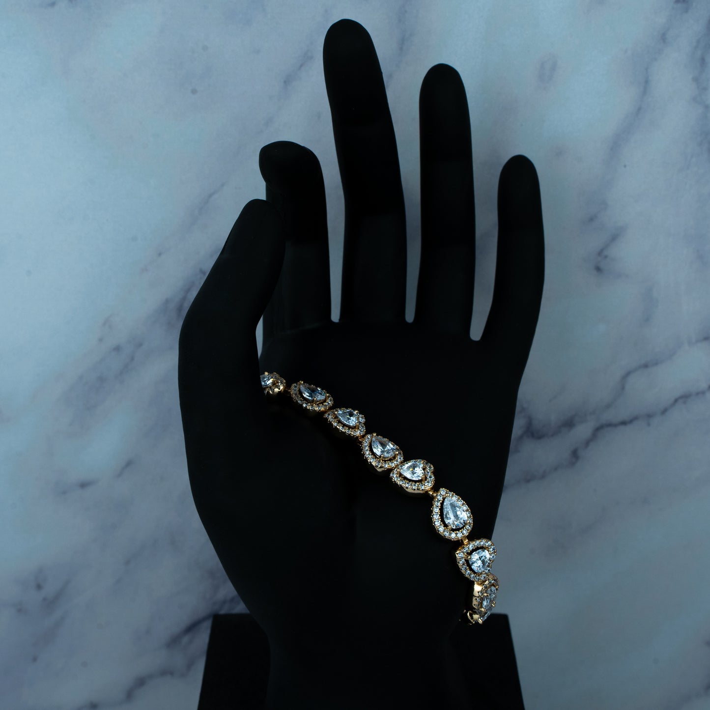 Azura Teardrop Bracelet