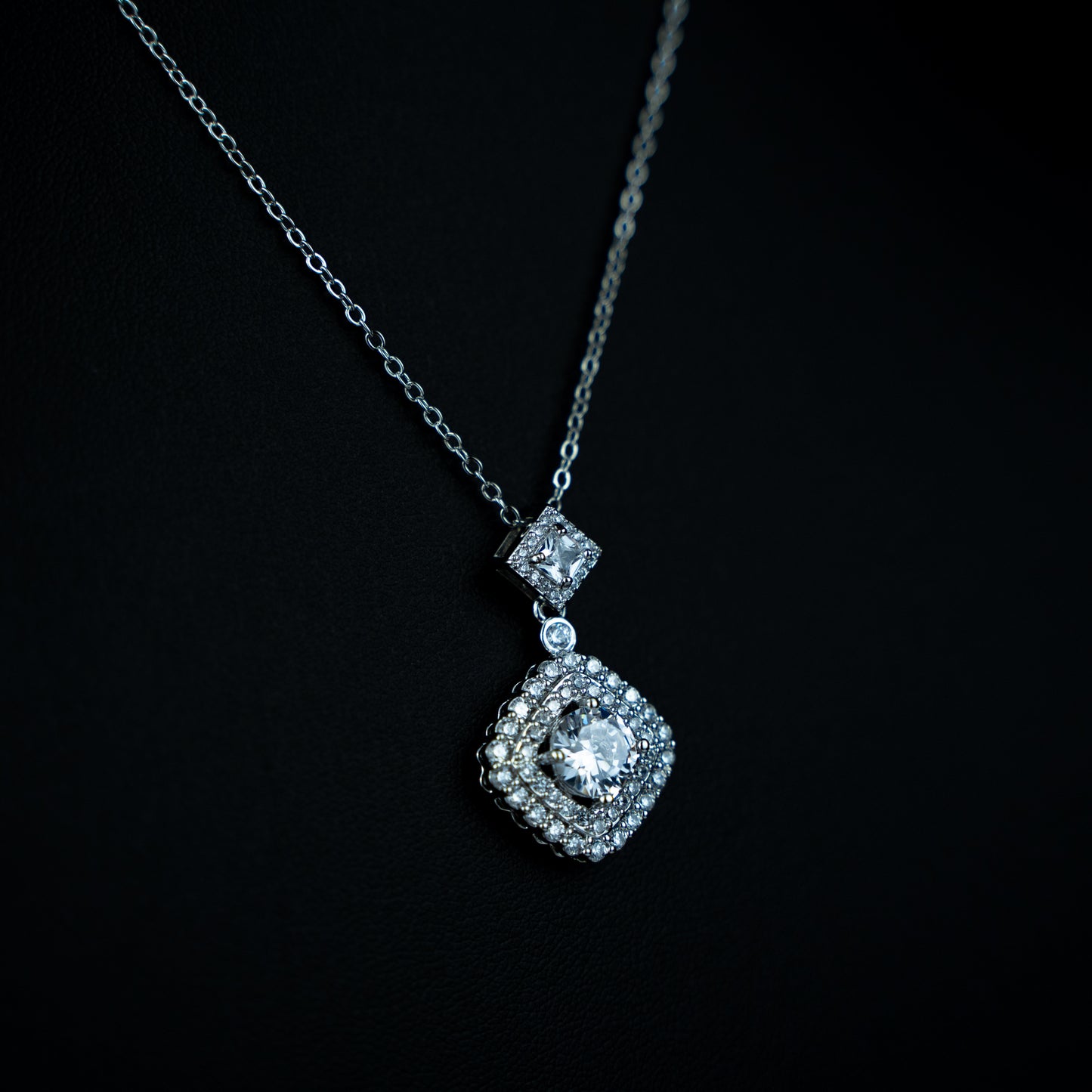 Ravelle Radiance Set