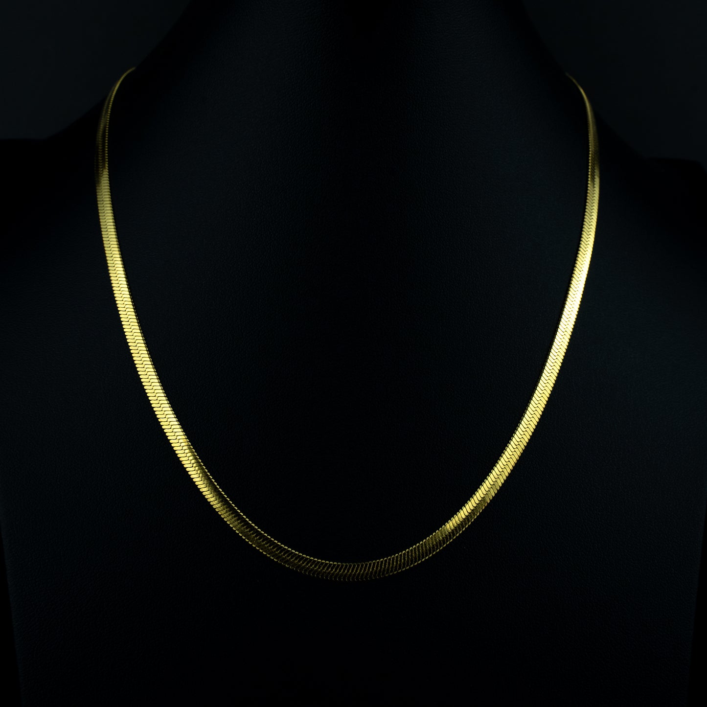 Luna – Sleek Chain Necklace