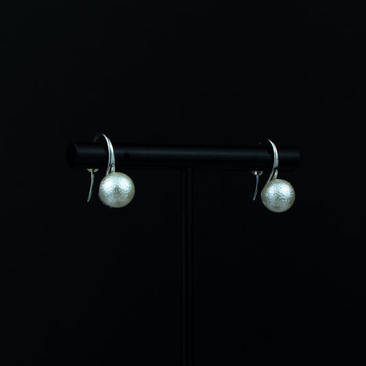 Elaris Drop Earrings