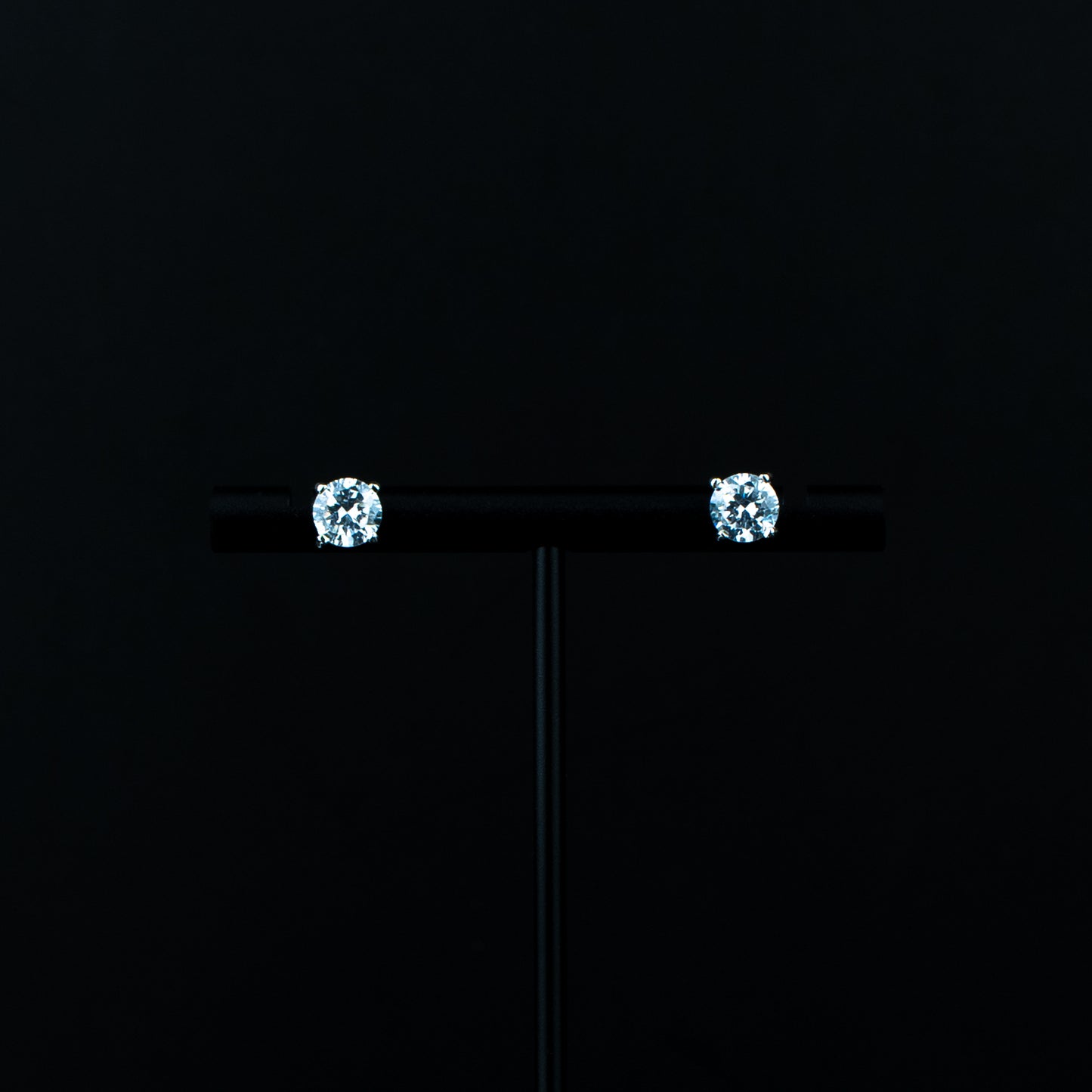 Elara Studs