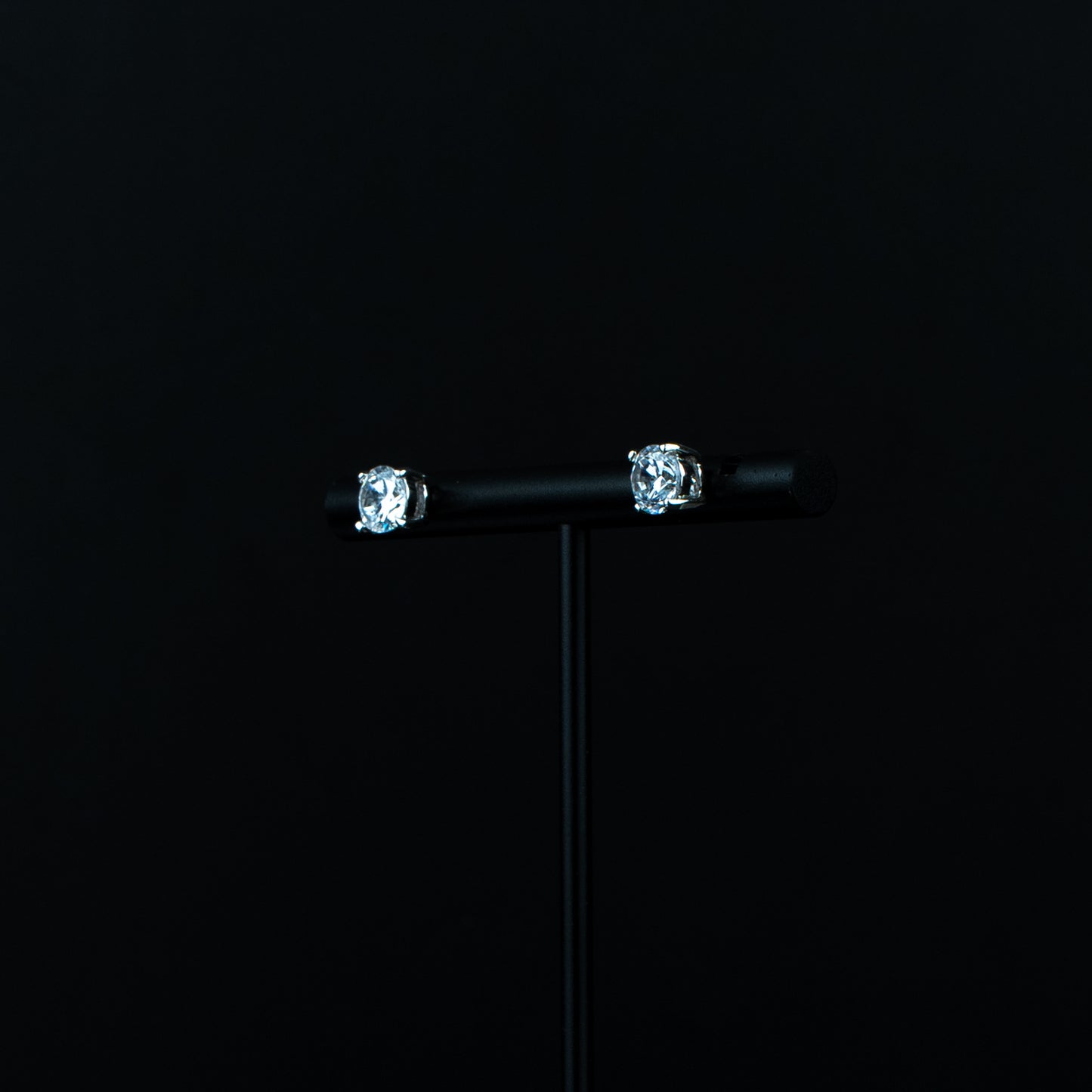 Elara Studs