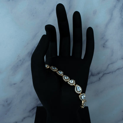 Azura Teardrop Bracelet