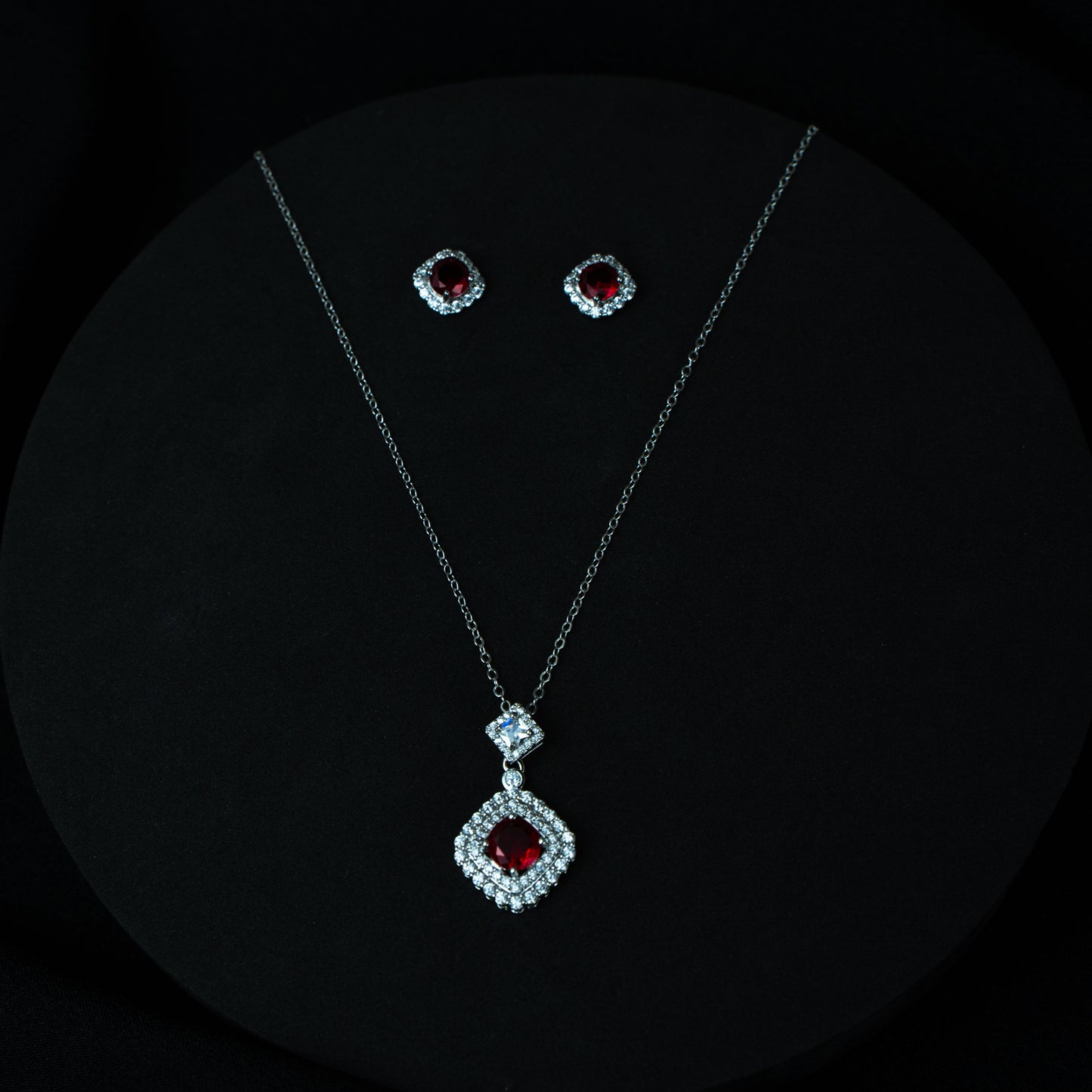 Ravelle Radiance Set